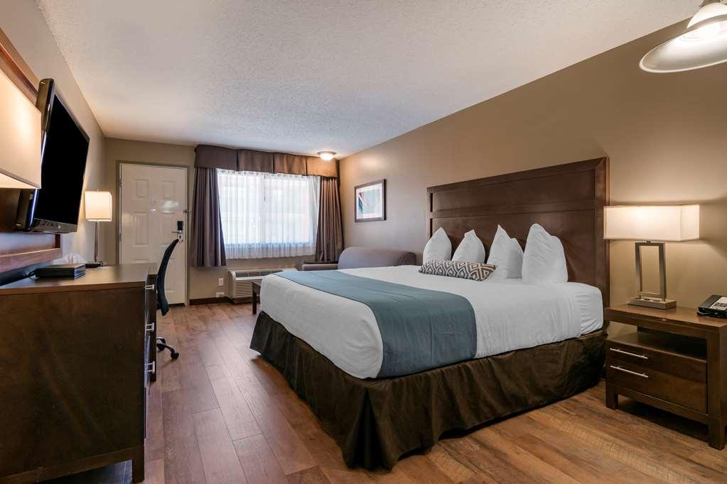 Surestay Plus Hotel By Best Western Salmon Arm Room photo